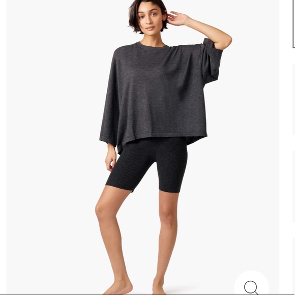 TKEES The Ribbed Cashmere Biker Shorts